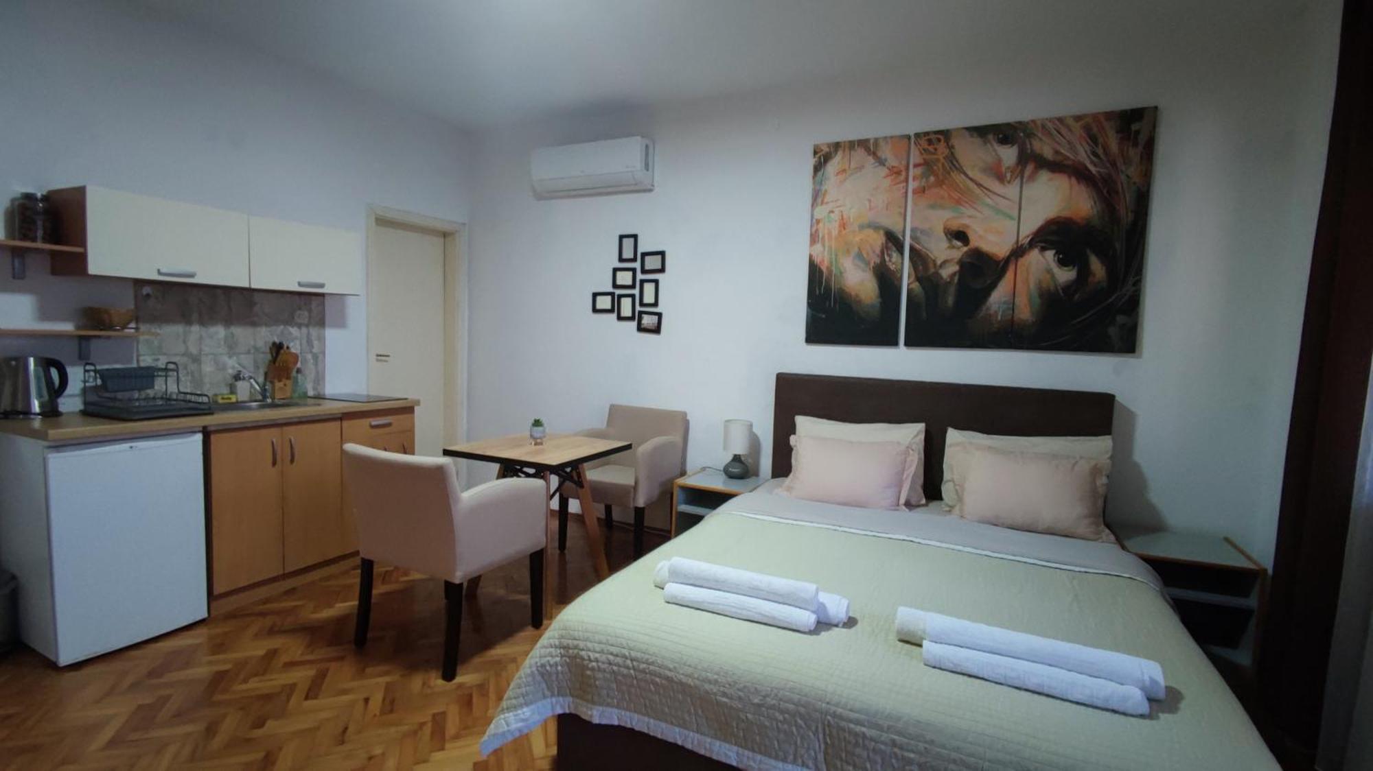 The House Apartments & Guest Rooms Ohrid Exterior photo